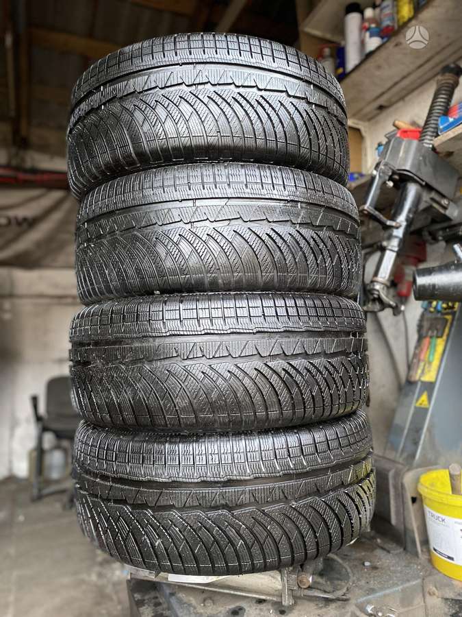 Michelin, зимние 245/45 R18