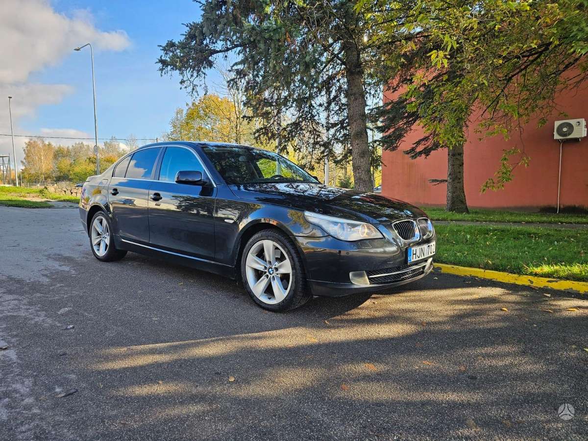 BMW 530