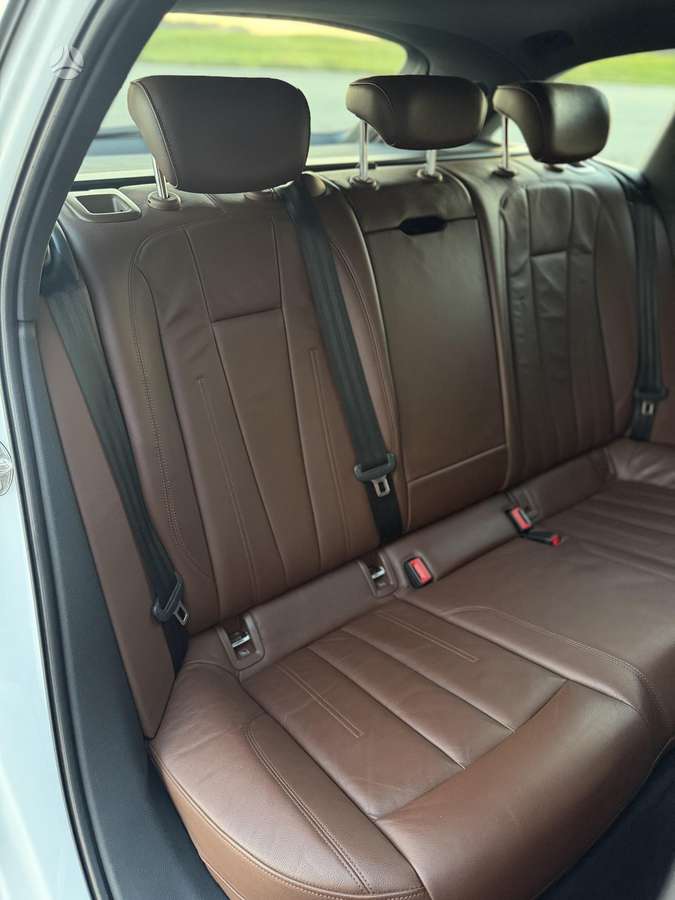 Audi A4, 2.0 l., Универсал