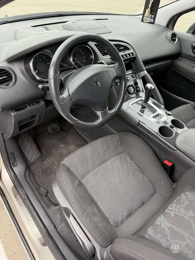 Peugeot 3008 2010 — photo 10