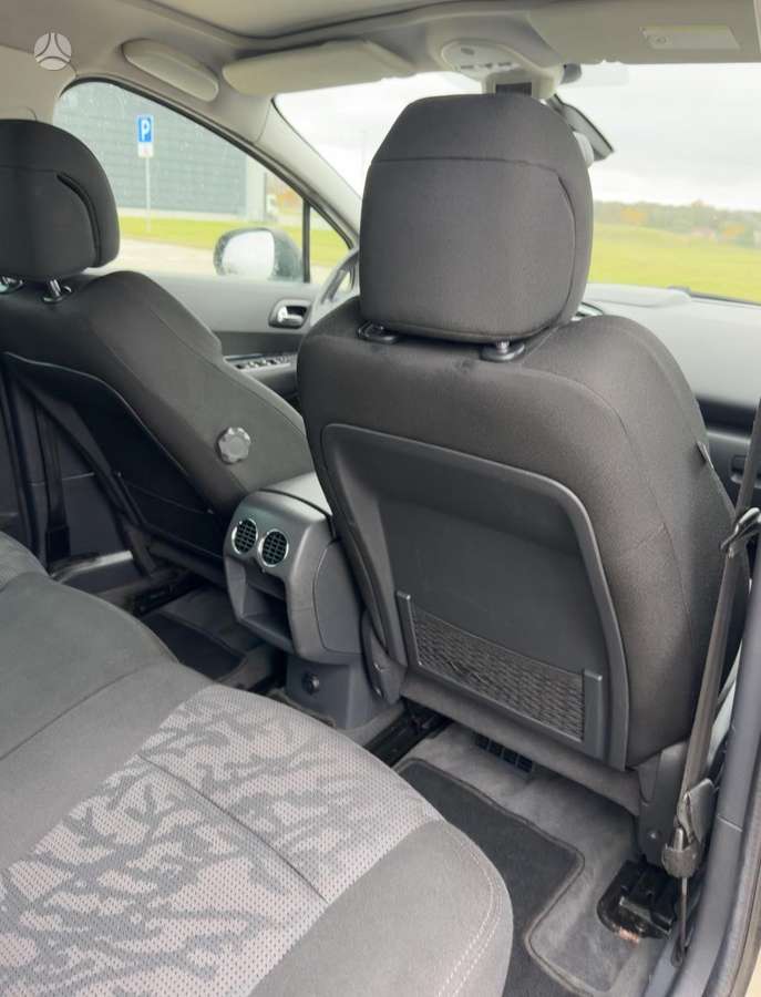Peugeot 3008 2010 — photo 28