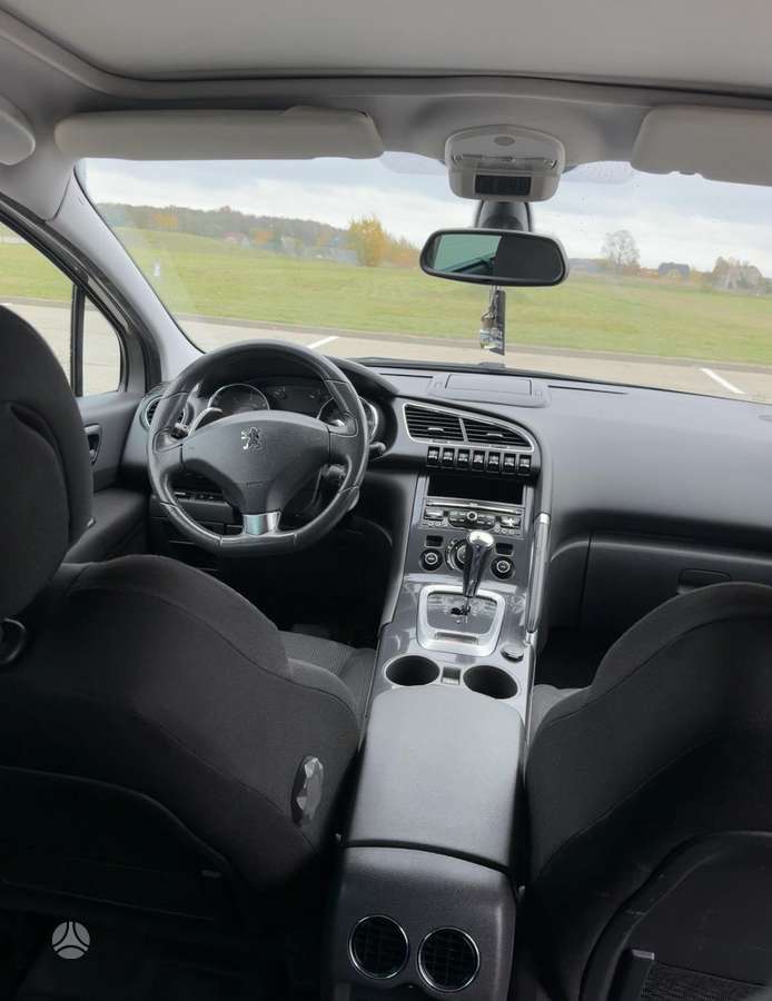 Peugeot 3008 2010 — photo 11