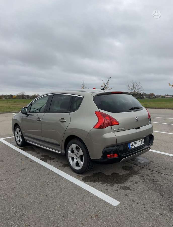 Peugeot 3008 2010 — photo 7