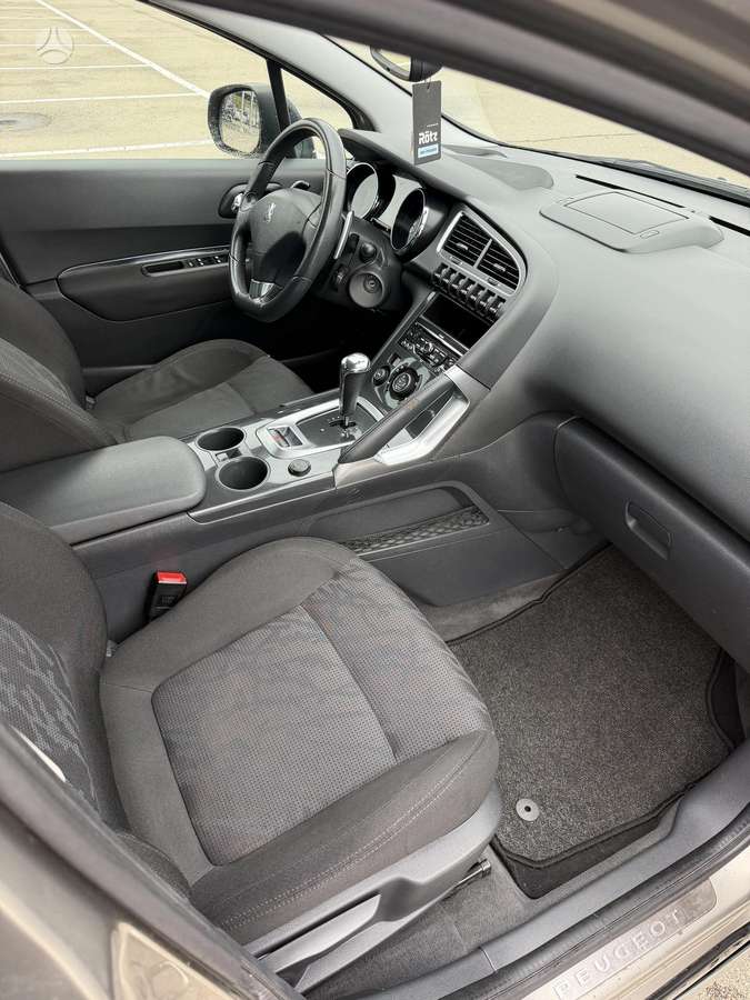 Peugeot 3008 2010 — photo 22