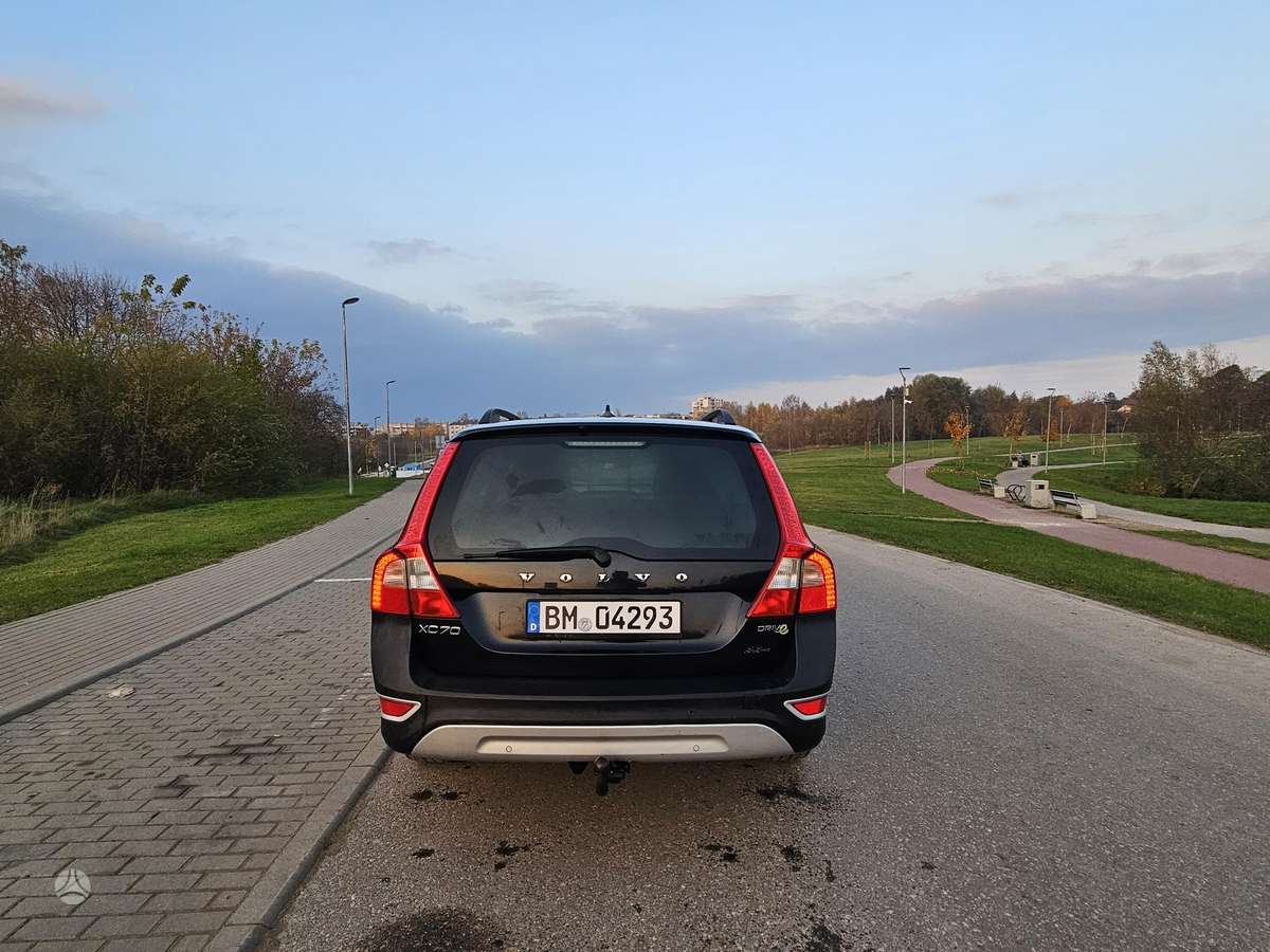 Volvo XC70, 2.0 l., Универсал