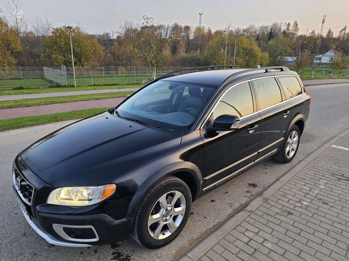 Volvo XC70, 2.0 l., Универсал