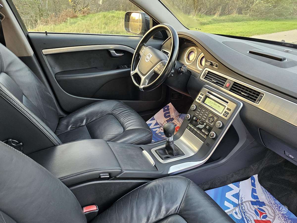 Volvo XC70, 2.0 l., Универсал