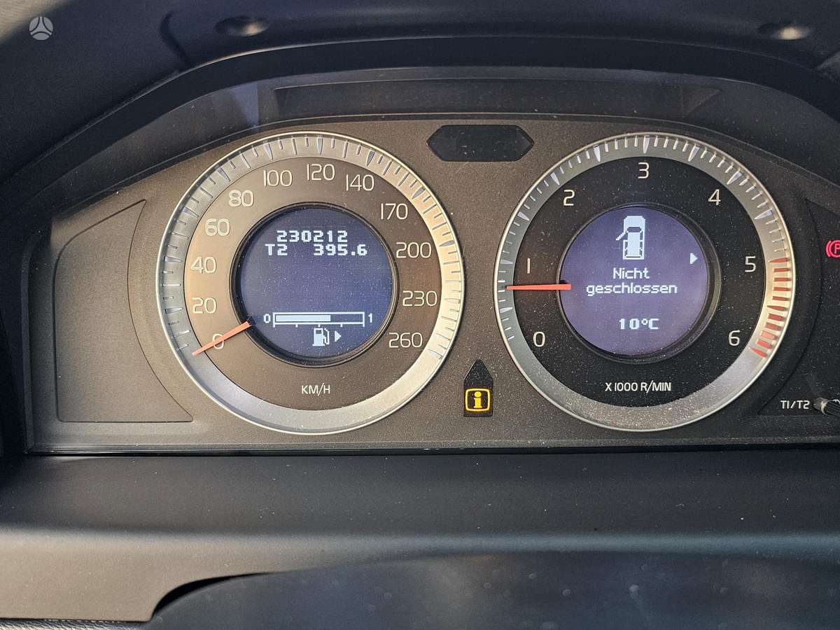 Volvo XC70, 2.0 l., Универсал
