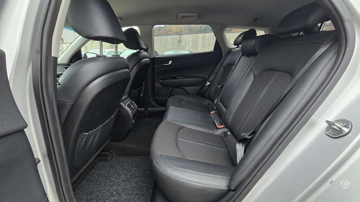 Kia Optima, 1.7 l., Универсал