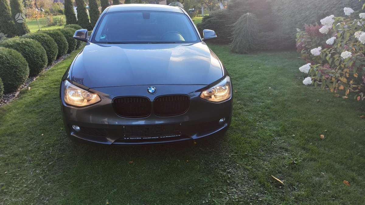 BMW 120