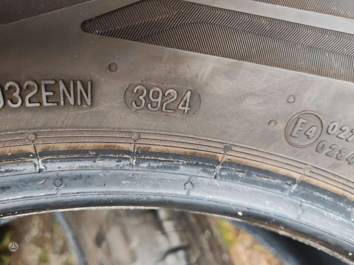 Continental, vasarinės 215/55 R17