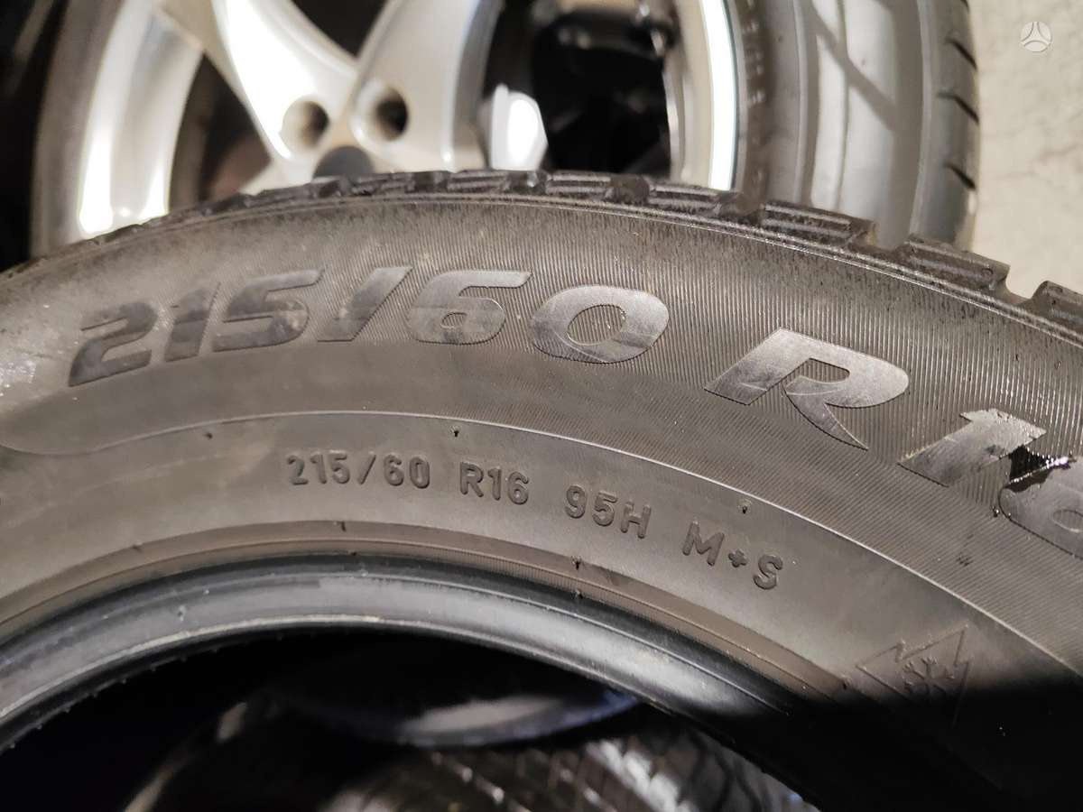 Pirelli, зимние 215/60 R16