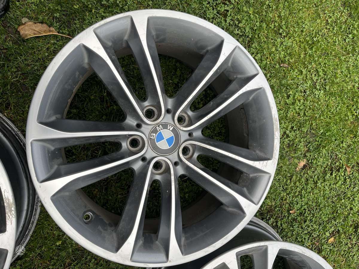 BMW, lengvojo lydinio, R18