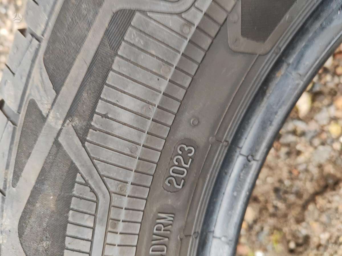 Continental R16C, summer 225/65 R16