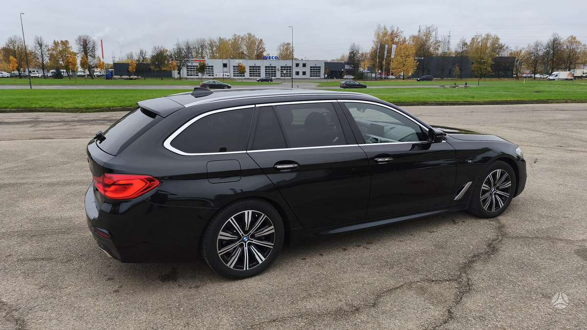 BMW 520, 2.0 l., wagon