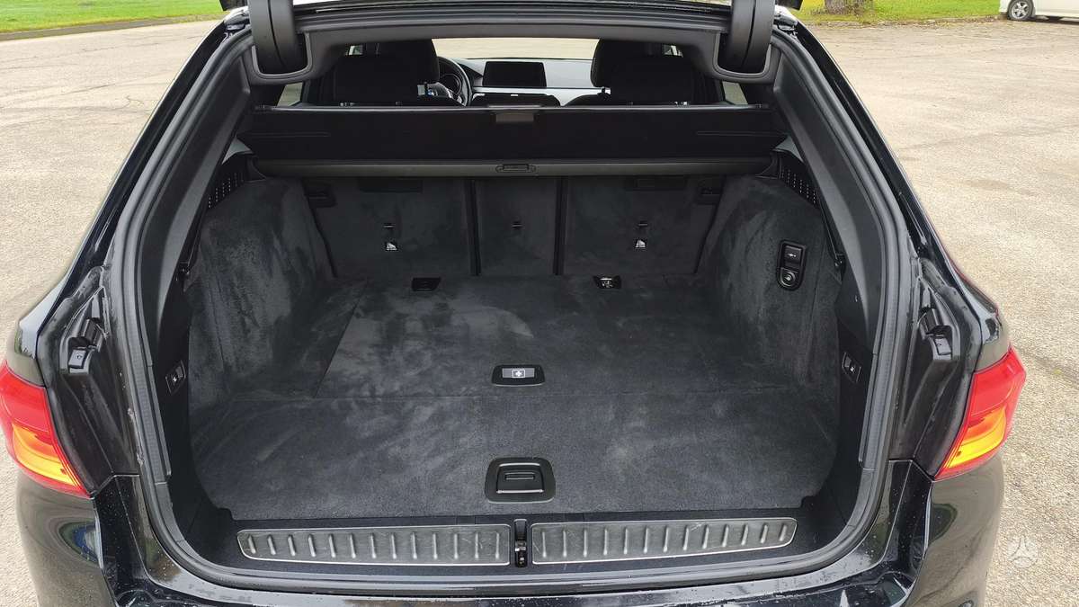 BMW 520, 2.0 l., wagon