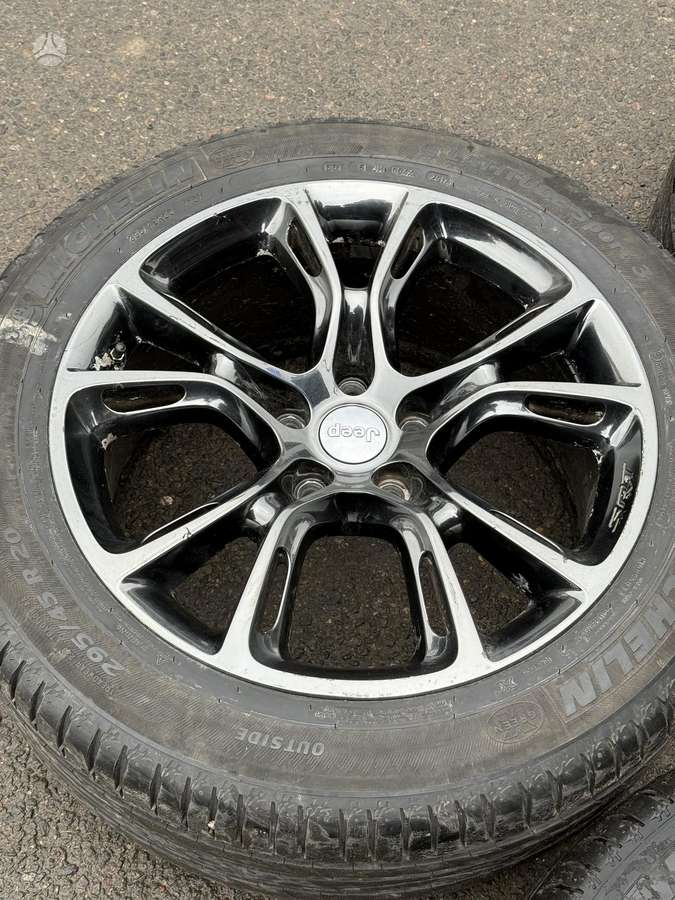 Jeep, light alloy, R20