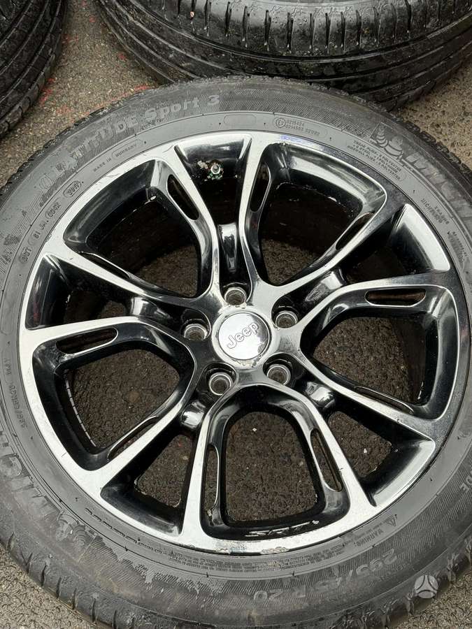 Jeep, light alloy, R20