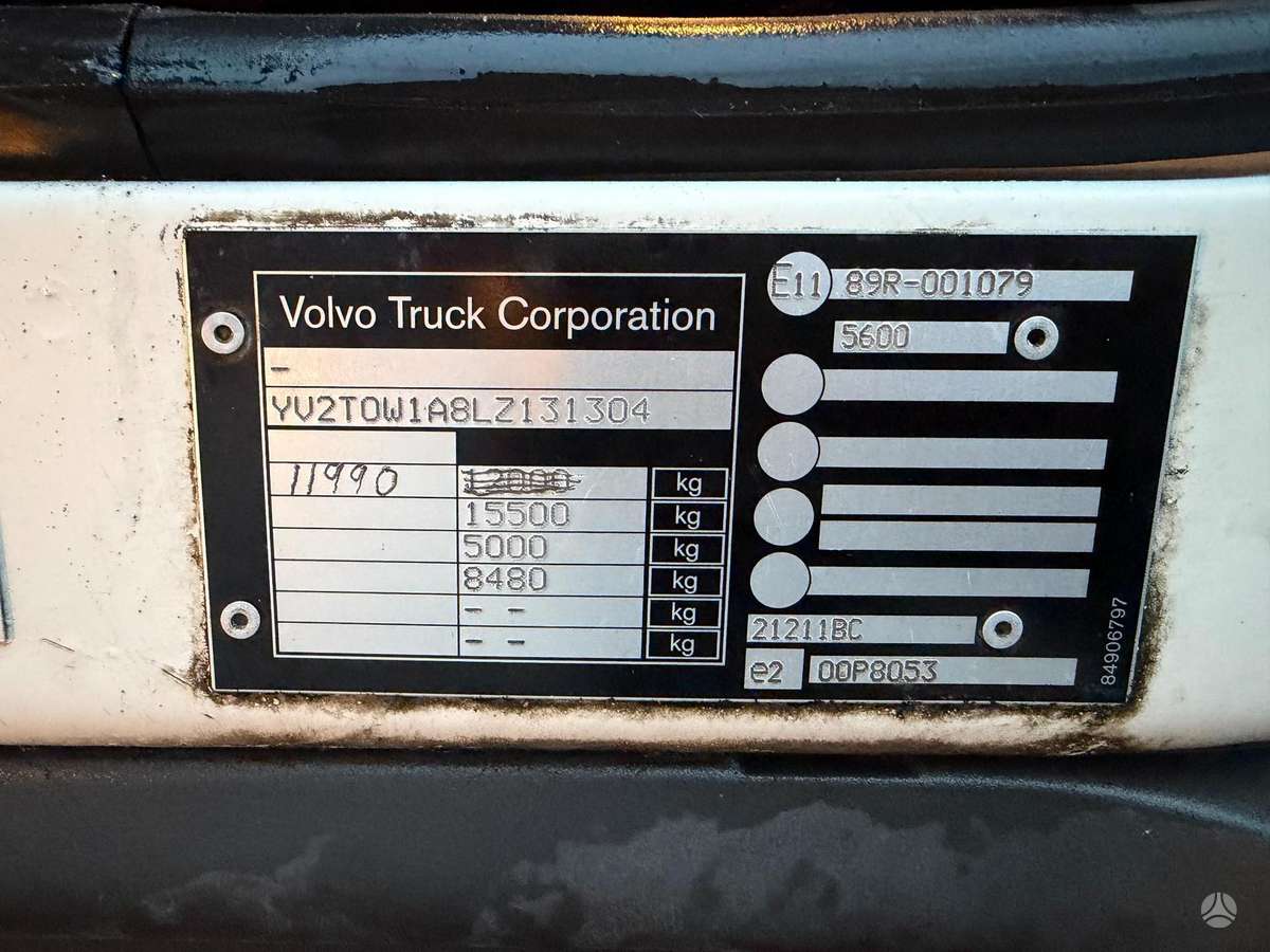 Volvo FL240, kietašoniai