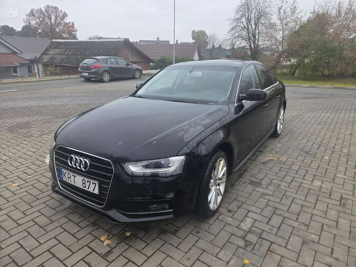 Audi A4, 2.0 l., Седан
