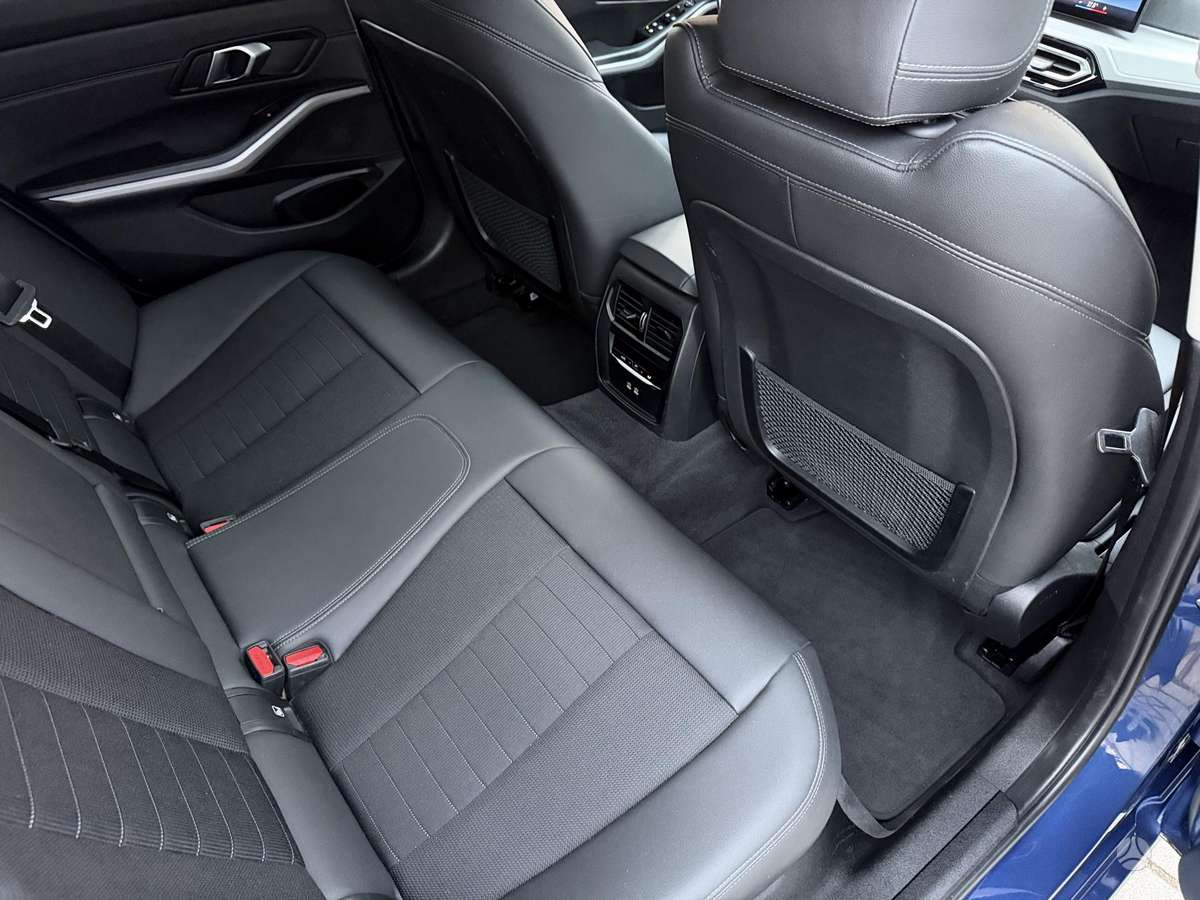 BMW 320, 2.0 l., Универсал