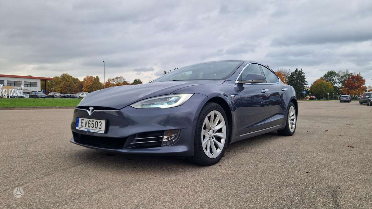 Tesla Model S