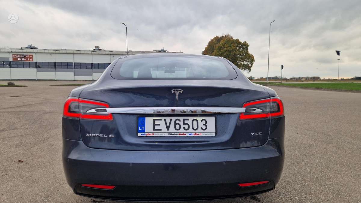Tesla Model S, 75 кВт·ч, Седан