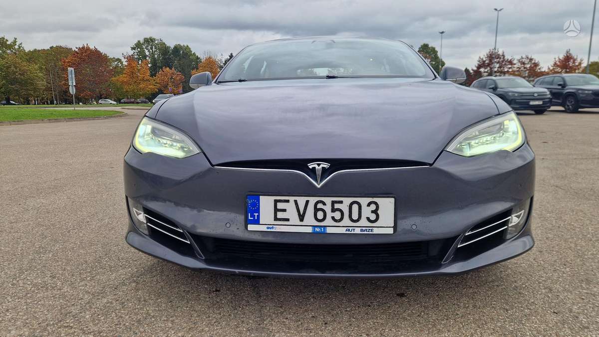Tesla Model S, 75 кВт·ч, Седан