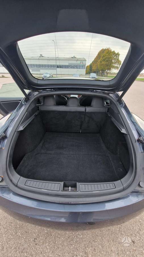 Tesla Model S, 75 кВт·ч, Седан