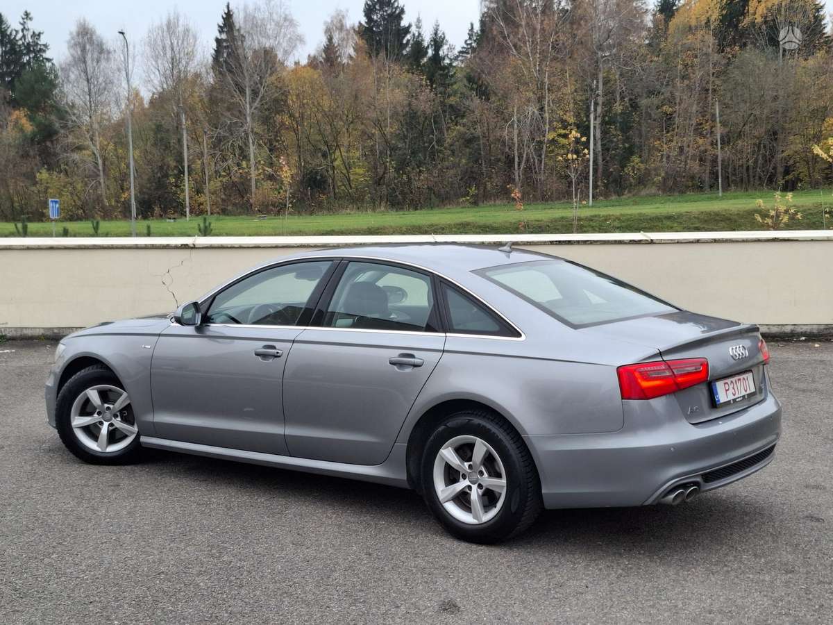 Audi A6, 2.0 l., Седан