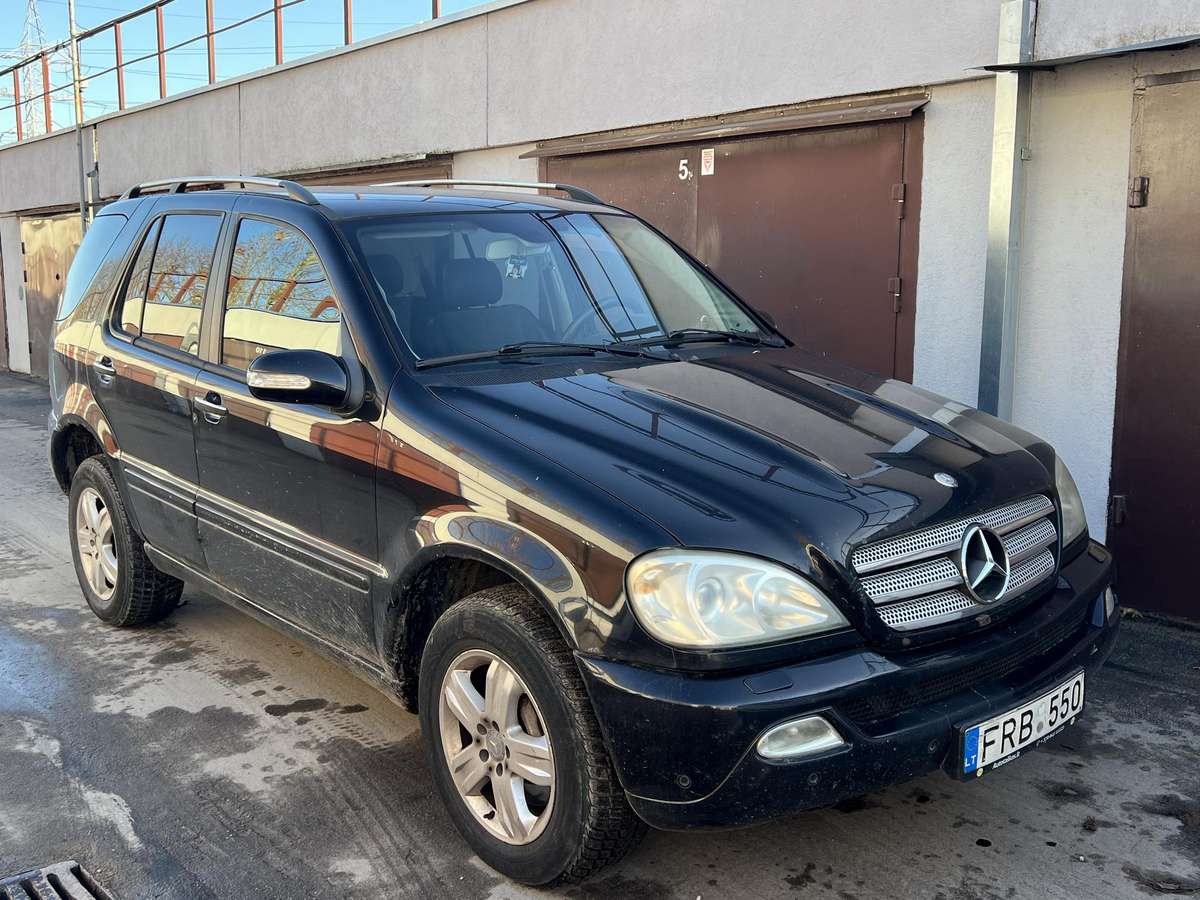 Mercedes-Benz ML270