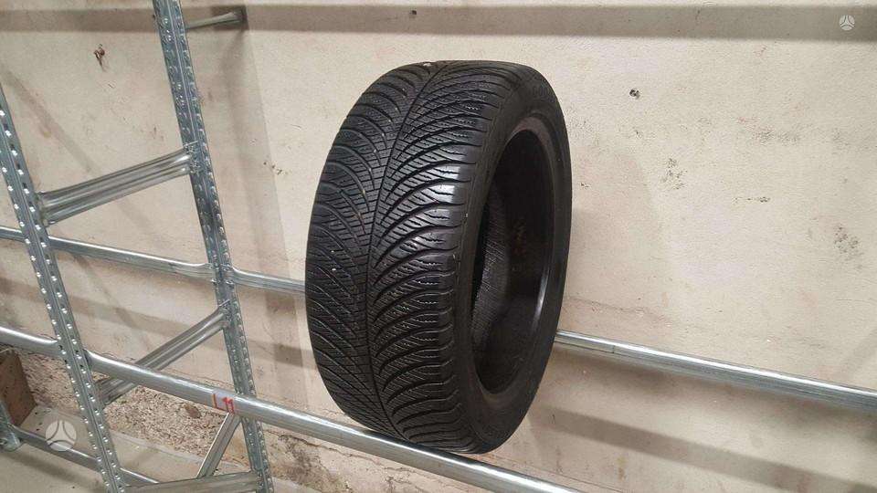 Goodyear VECTOR4SEASONS, зимние 215/45 R16