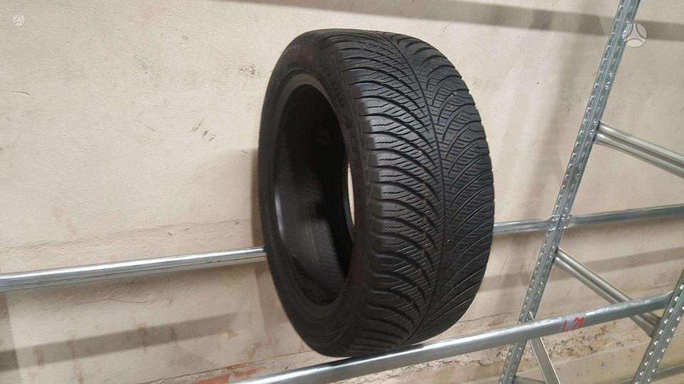 Goodyear VECTOR4SEASONS, зимние 215/45 R16