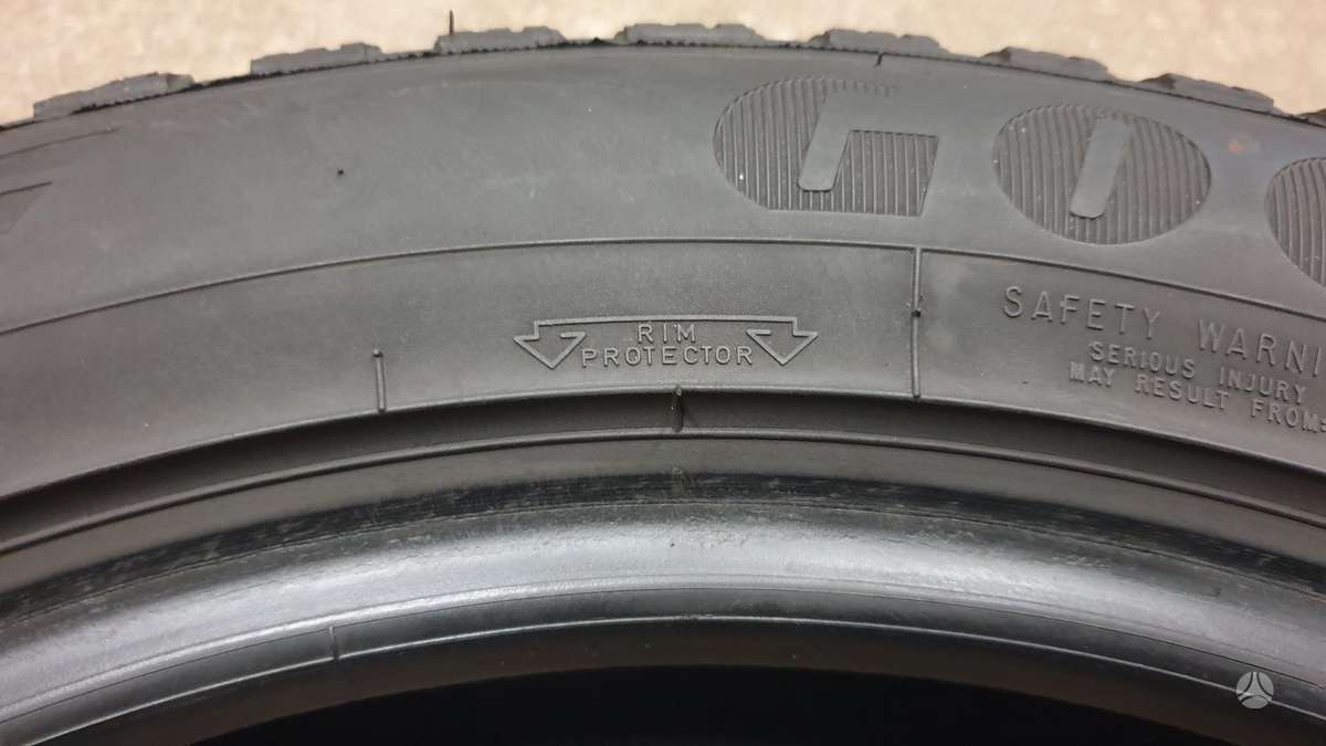 Goodyear EfficientGrip Suv, всесезонные 235/55 R18