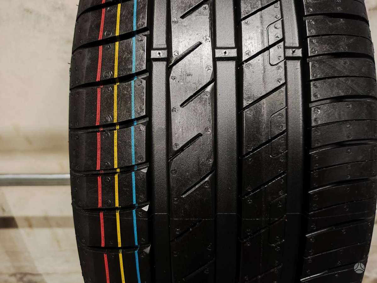 Goodyear EfficientGripPerformance, summer 195/40 R17