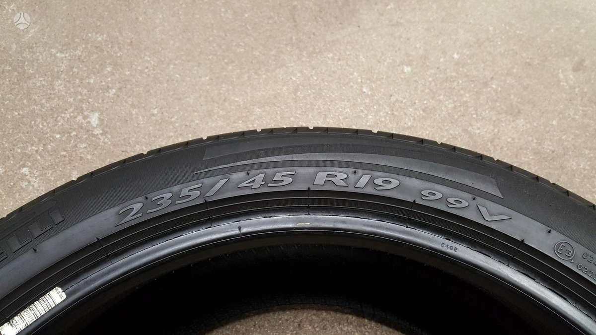 Pirelli Scorpion Zero, летние 235/45 R19