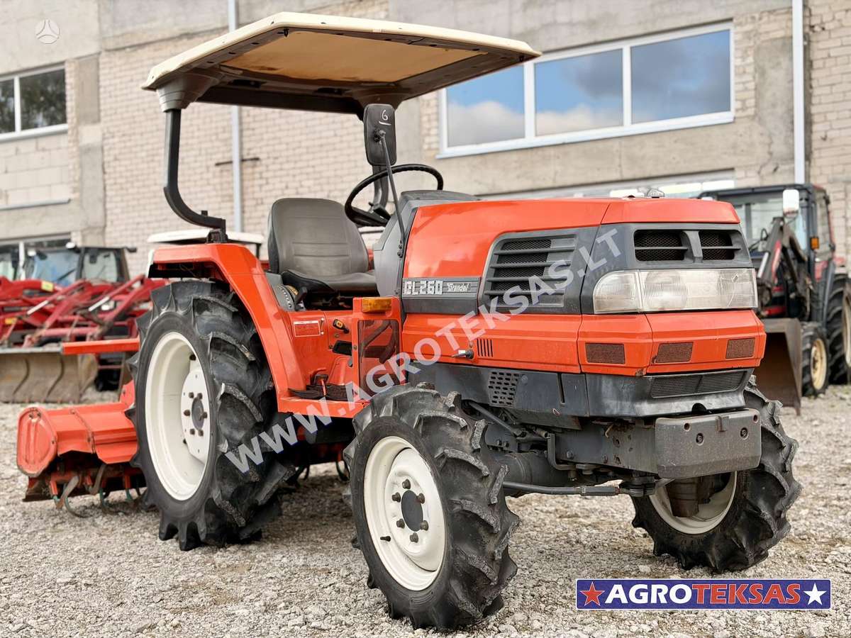 Shibaura Įvairūs modeliai, тракторы