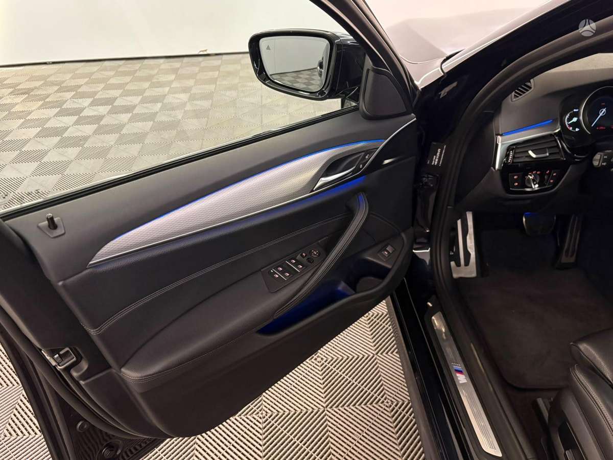 BMW 520, 2.0 l., Универсал