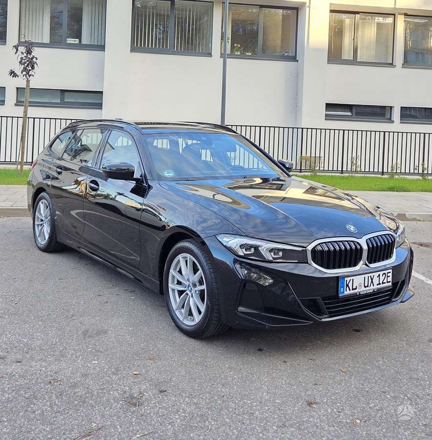 BMW 320