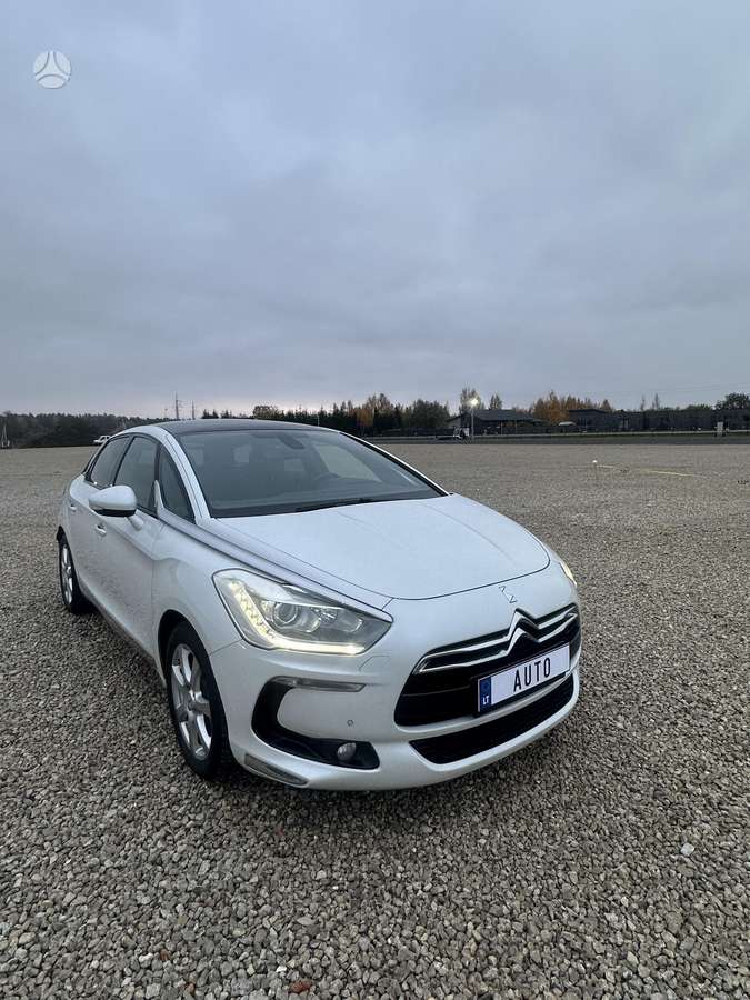 Citroen DS5