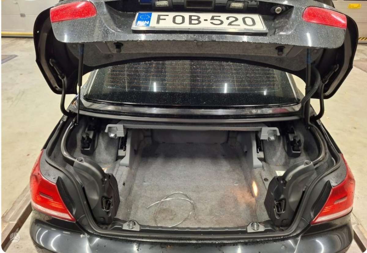 BMW 320, 2.0 l., convertible