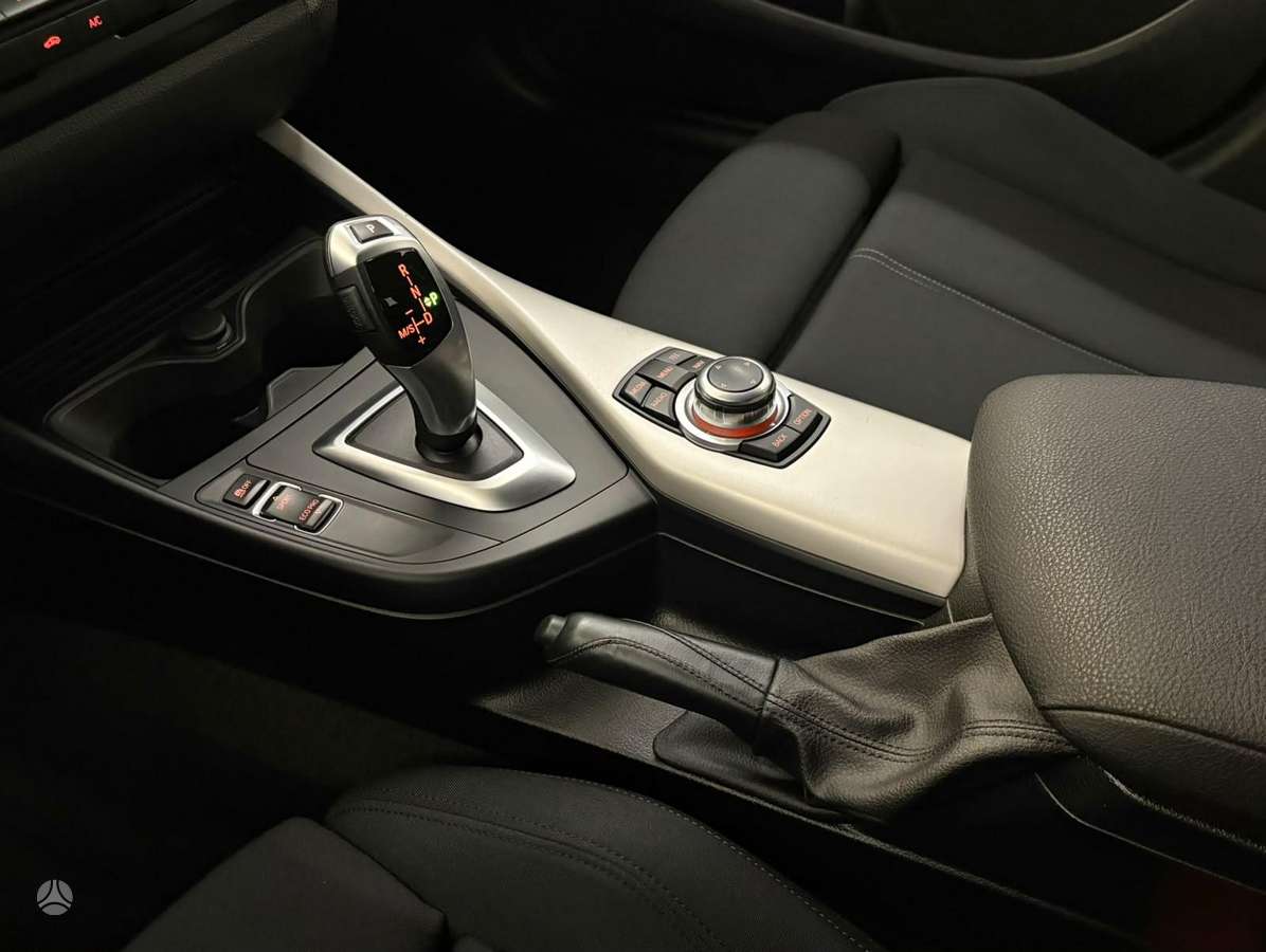 BMW 120, 2.0 l., Хэтчбек