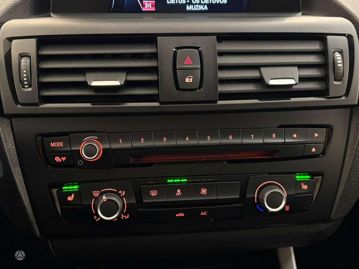 BMW 120, 2.0 l., Хэтчбек