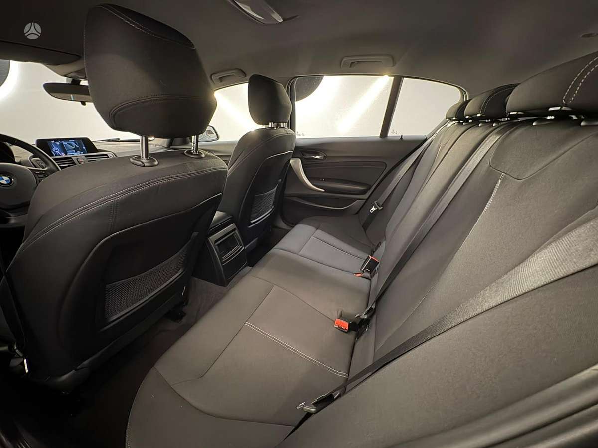 BMW 120, 2.0 l., Хэтчбек
