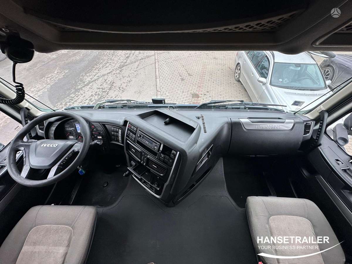Iveco AS440T/P, 2 спальных места
