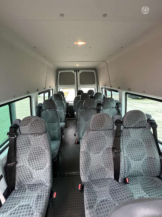 Ford Transit, passenger minibus