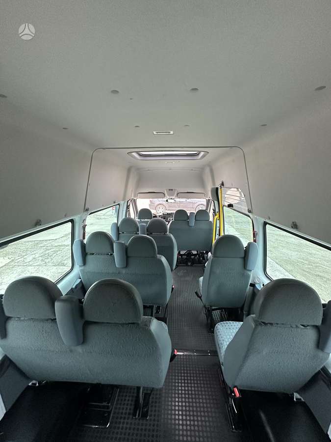 Ford Transit, passenger minibus