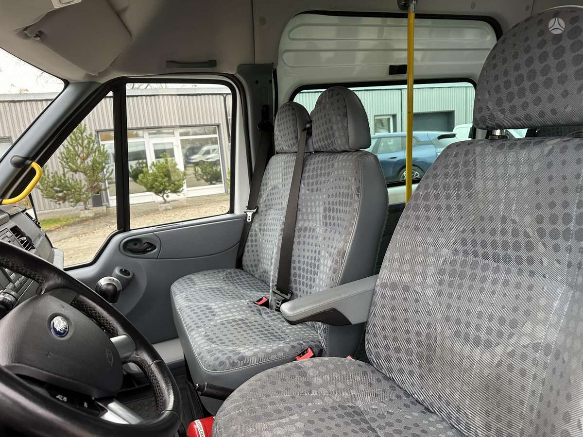 Ford Transit, passenger minibus