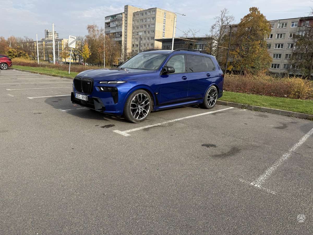 BMW X7
