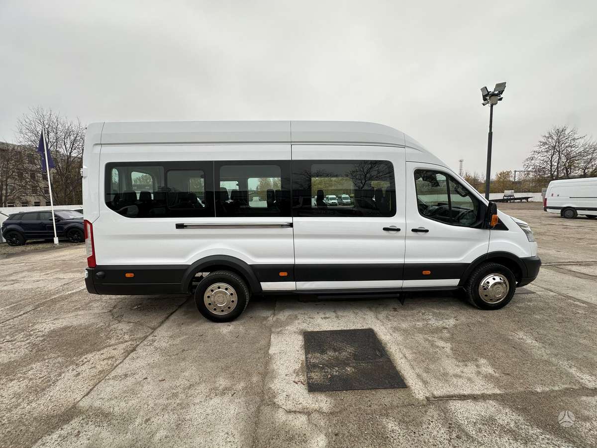 Ford Transit, passenger minibus